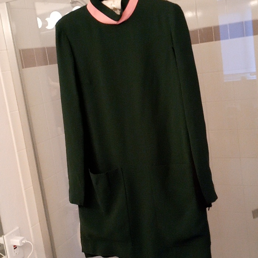 Burberry dress, gift for my twin, she only tried on.